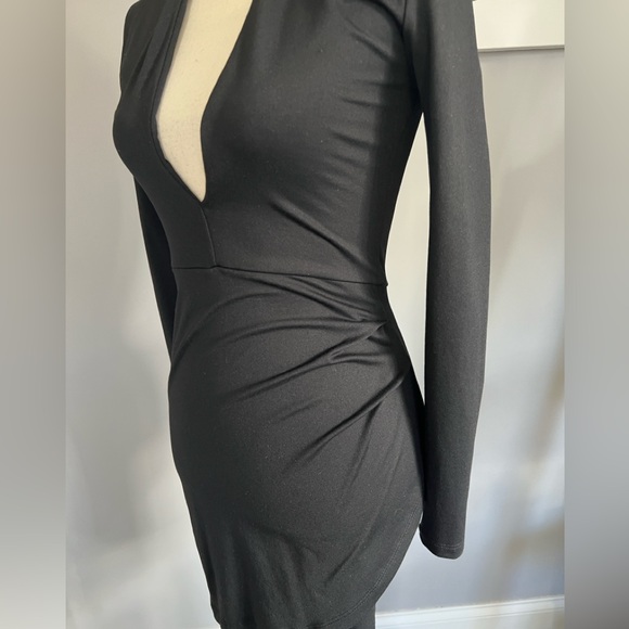 Susana Monaco Deep V-Neck Long Sleeve Dress - Picture 2 of 9